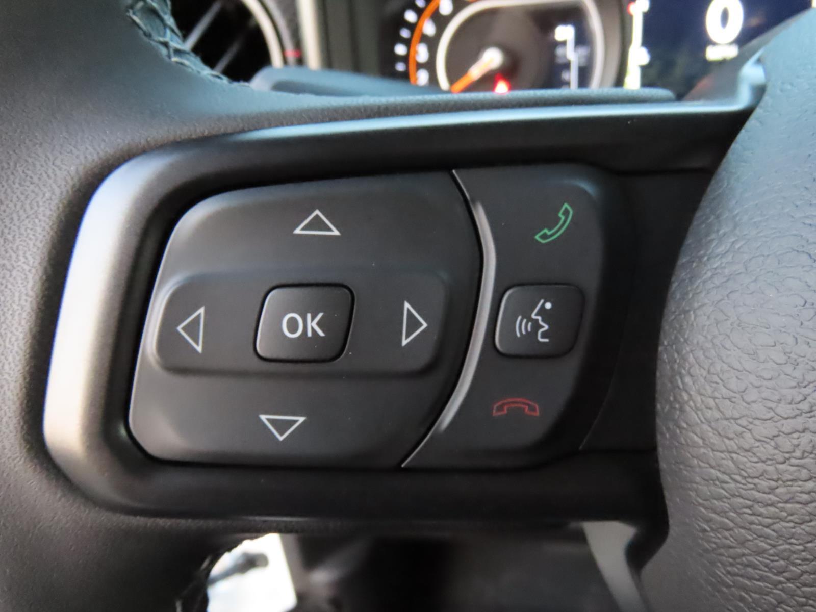 2025 Jeep Wrangler Rubicon X photo 21