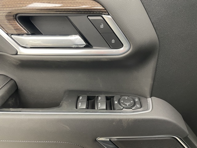 2026 Chevrolet Silverado 1500 RST photo 4