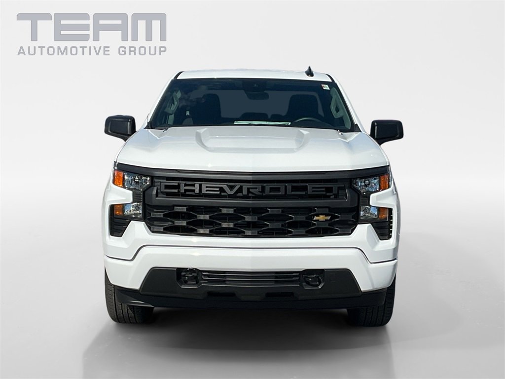 2026 Chevrolet Silverado 1500 Custom photo 2
