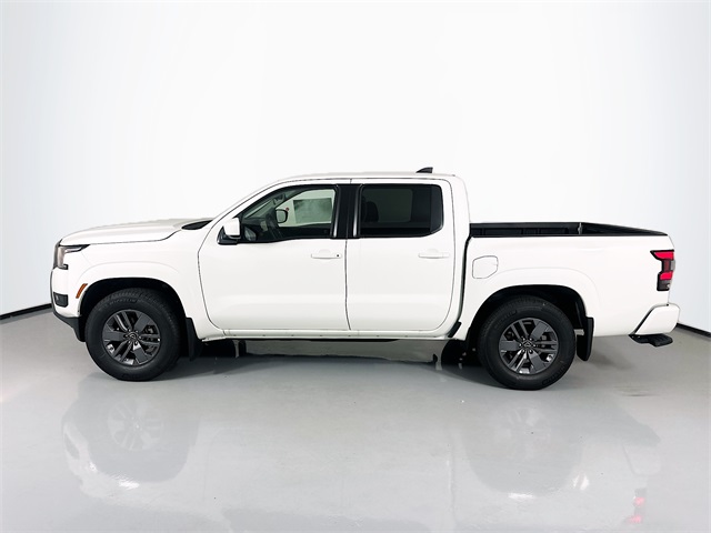 2025 Nissan Frontier SV photo 2