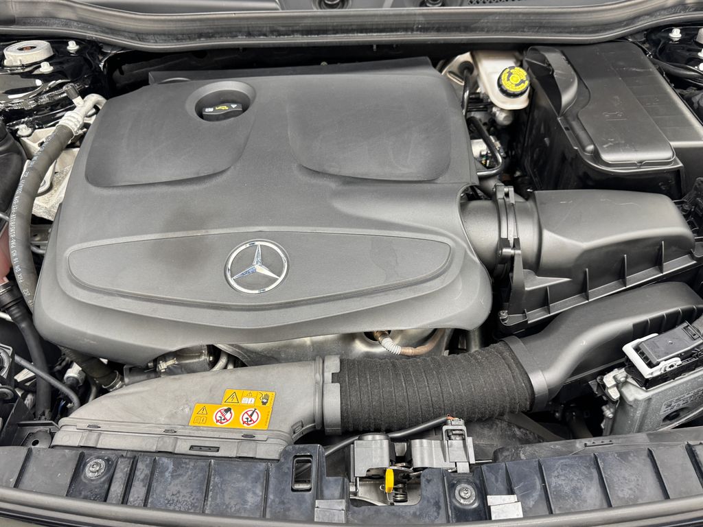 2020 Mercedes Benz GLA 250 4MATIC photo 31