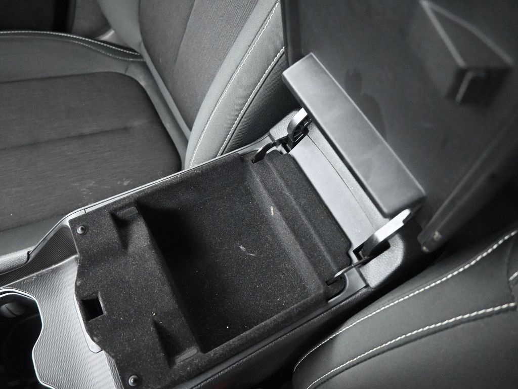 2023 Jeep Grand Cherokee Laredo photo 18