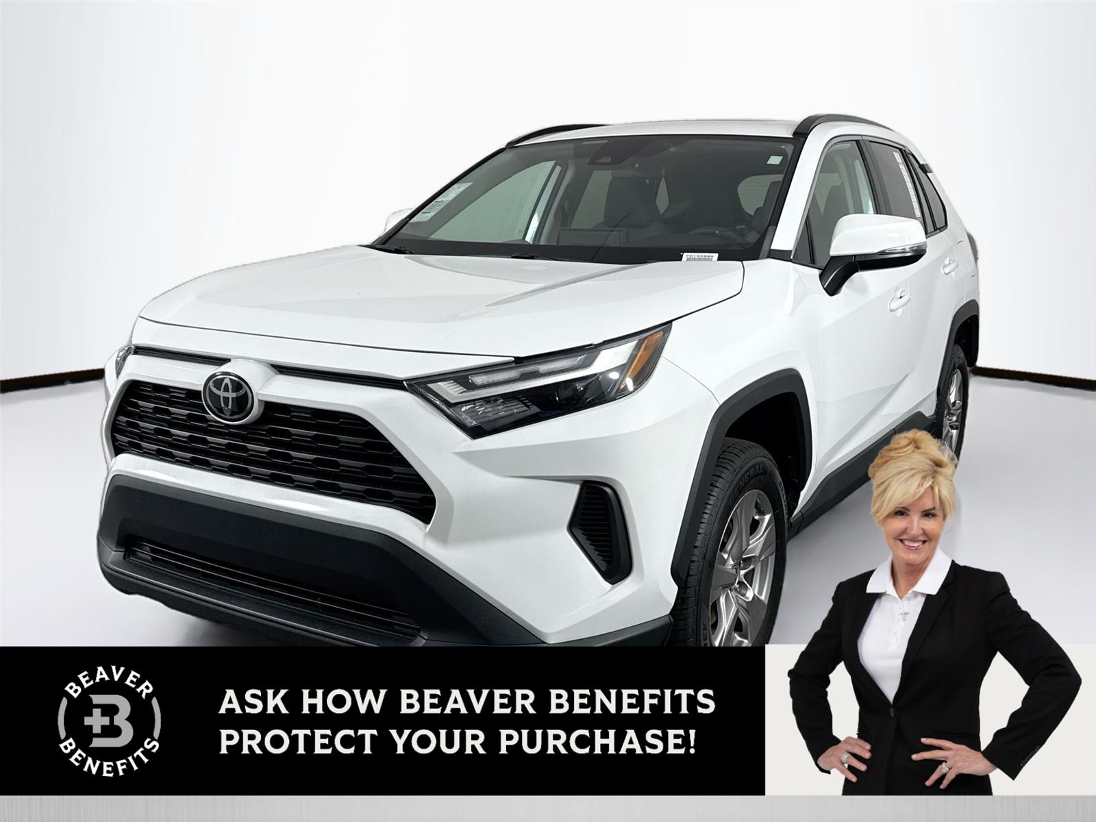 2022 Toyota RAV4 XLE's photo