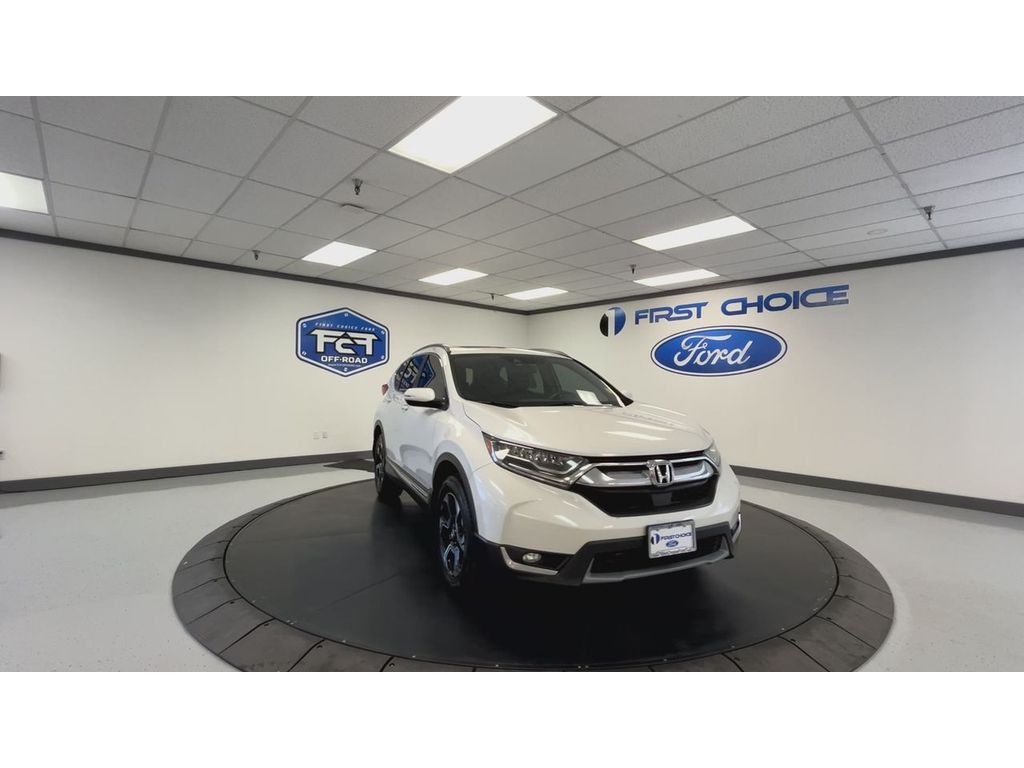 2017 Honda CR-V Touring photo 4