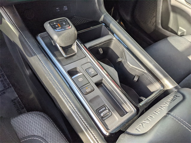 2023 Nissan Pathfinder SV photo 23