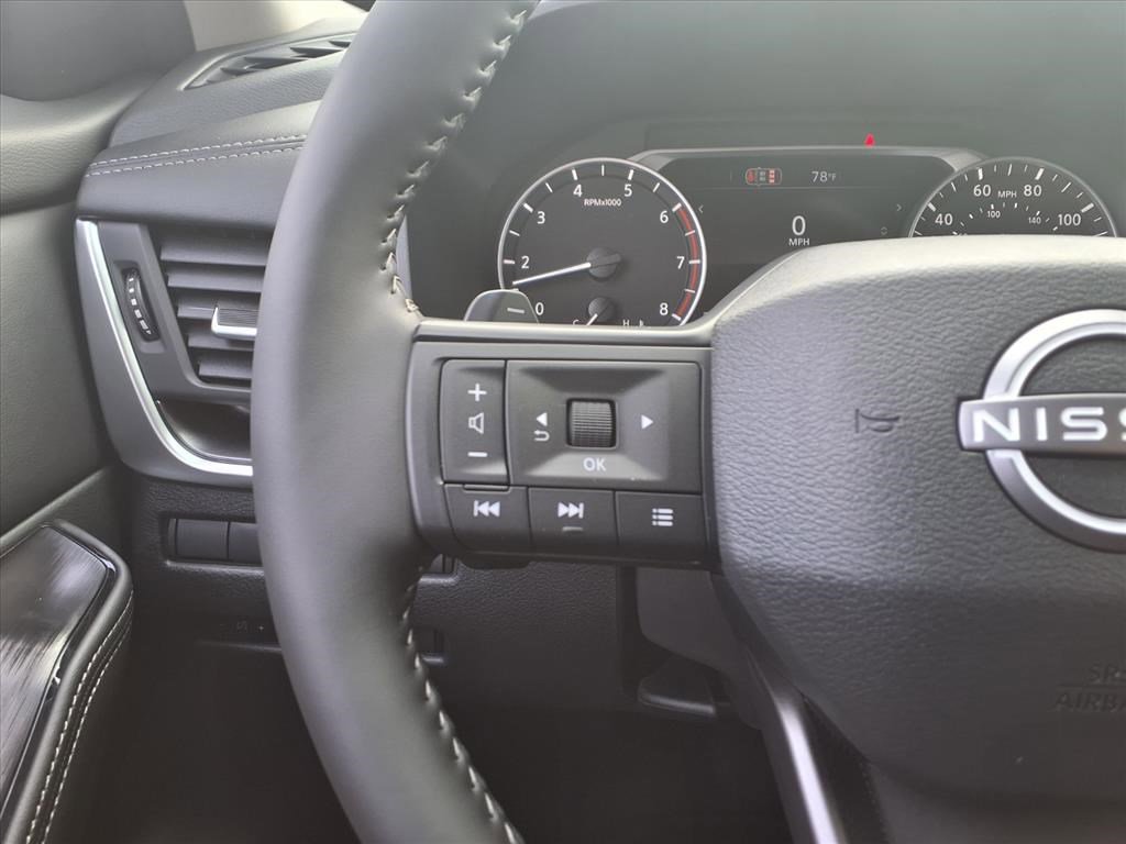 2026 Nissan Rogue SV photo 14