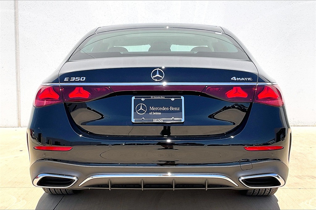 2025 Mercedes Benz E 350 4MATIC Sedan photo 4