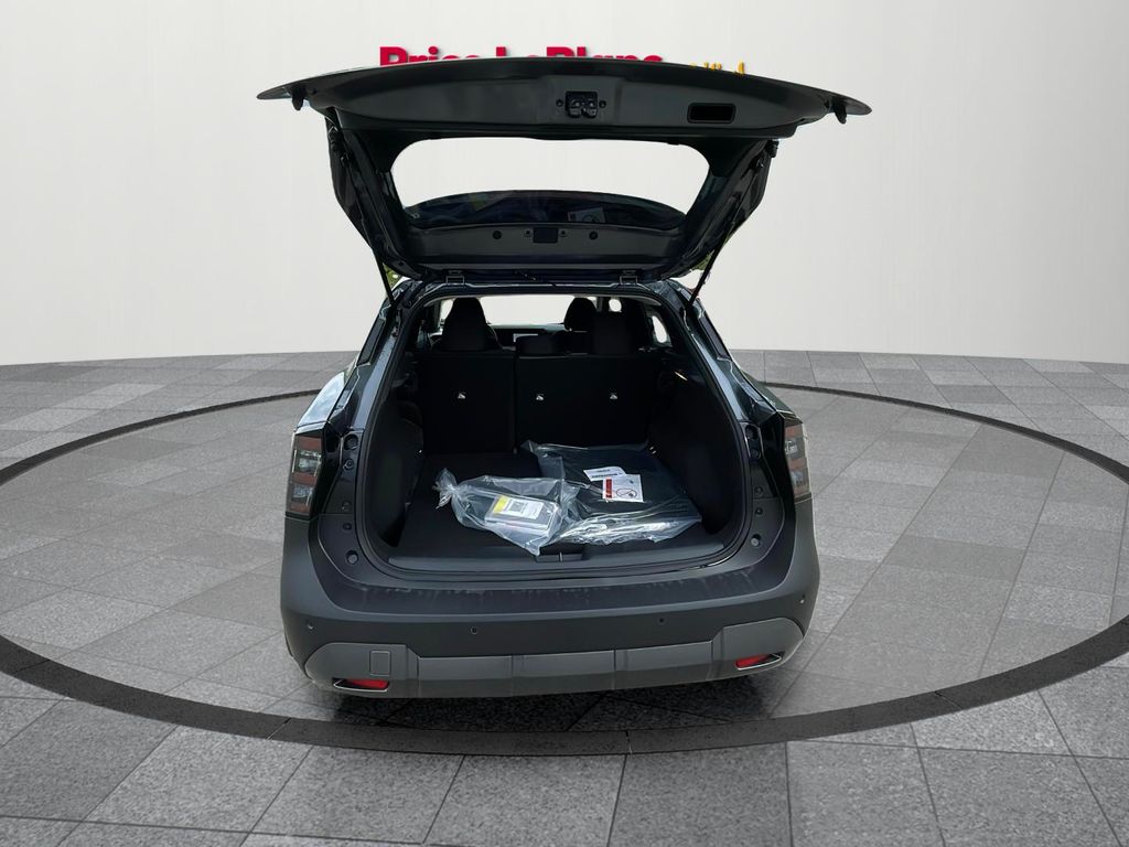 2025 Nissan Kicks SV photo 15