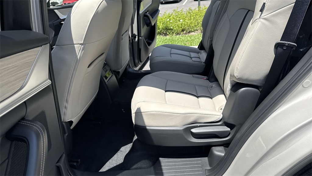 2025 Mazda CX-90 3.3 Turbo Preferred photo 33