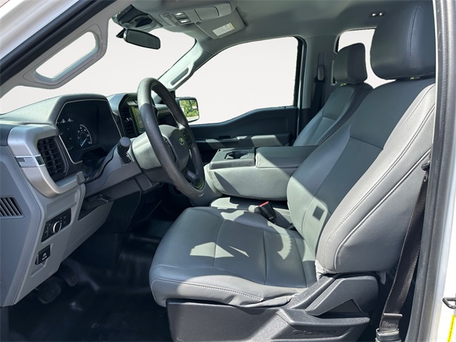 2022 Ford F-150 XL photo 5