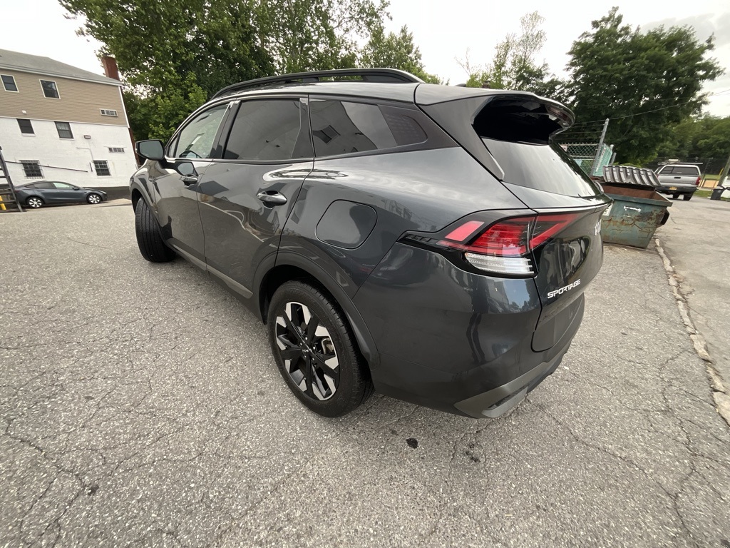 2023 Kia Sportage X-Line photo 2
