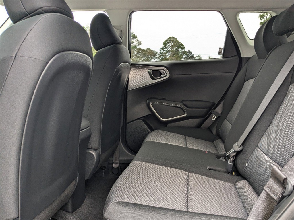 2025 Kia Soul LX S photo 12