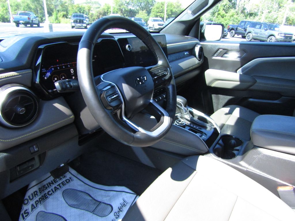 2023 Chevrolet Colorado ZR2 photo 9