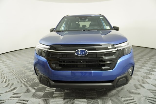 2025 Subaru Forester Touring photo 2