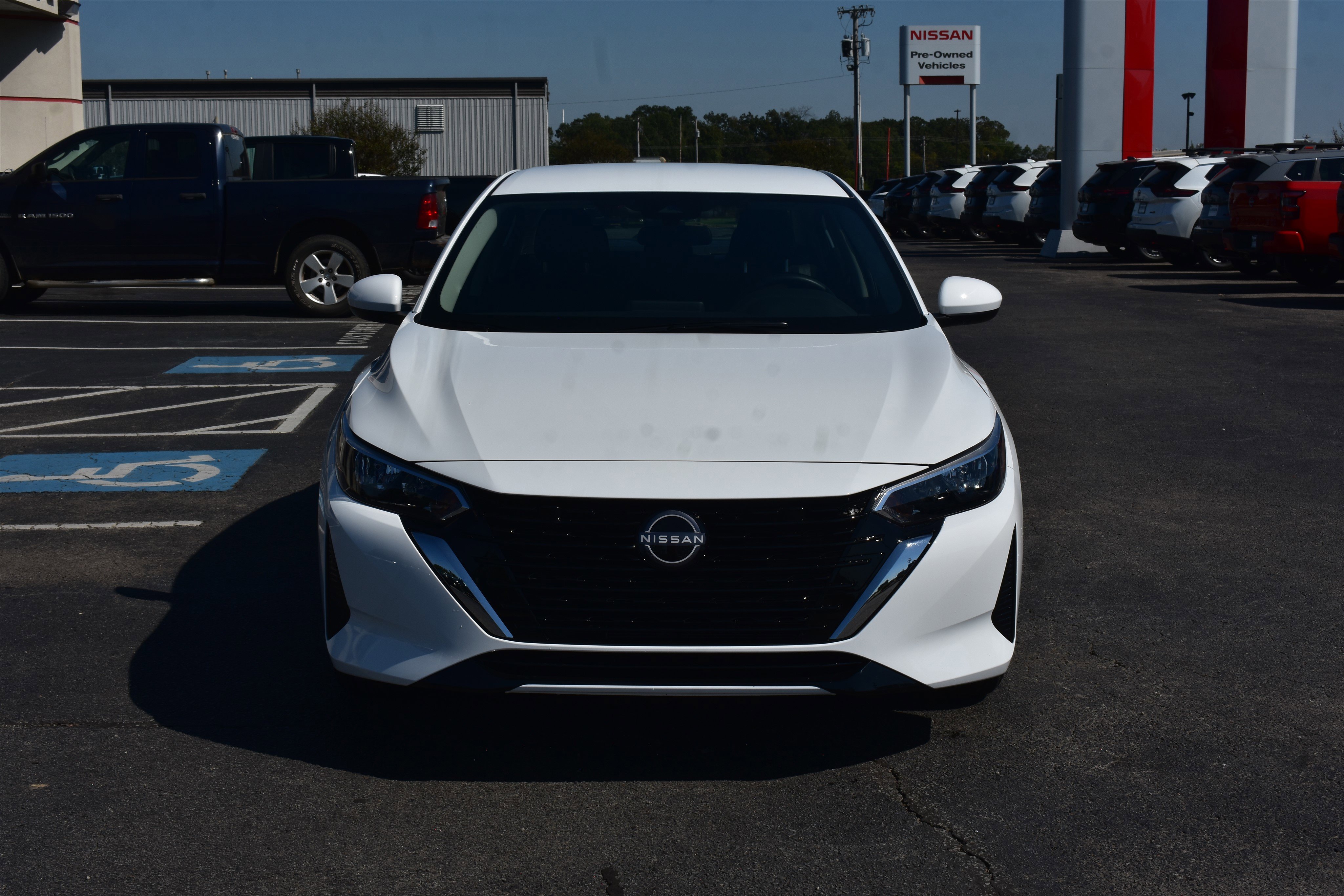 2025 Nissan Sentra S photo 2