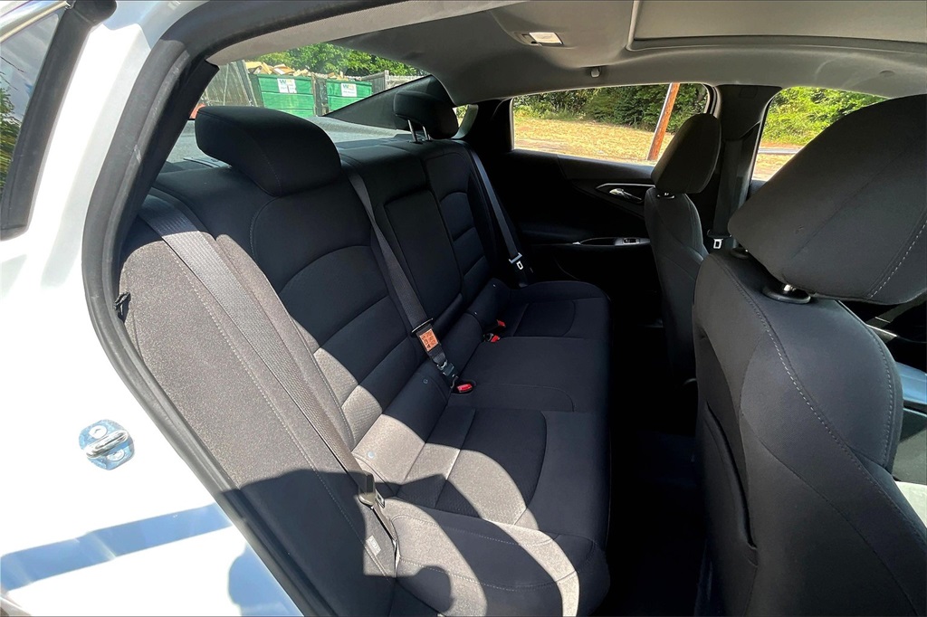 2023 Chevrolet Malibu 1LT photo 23