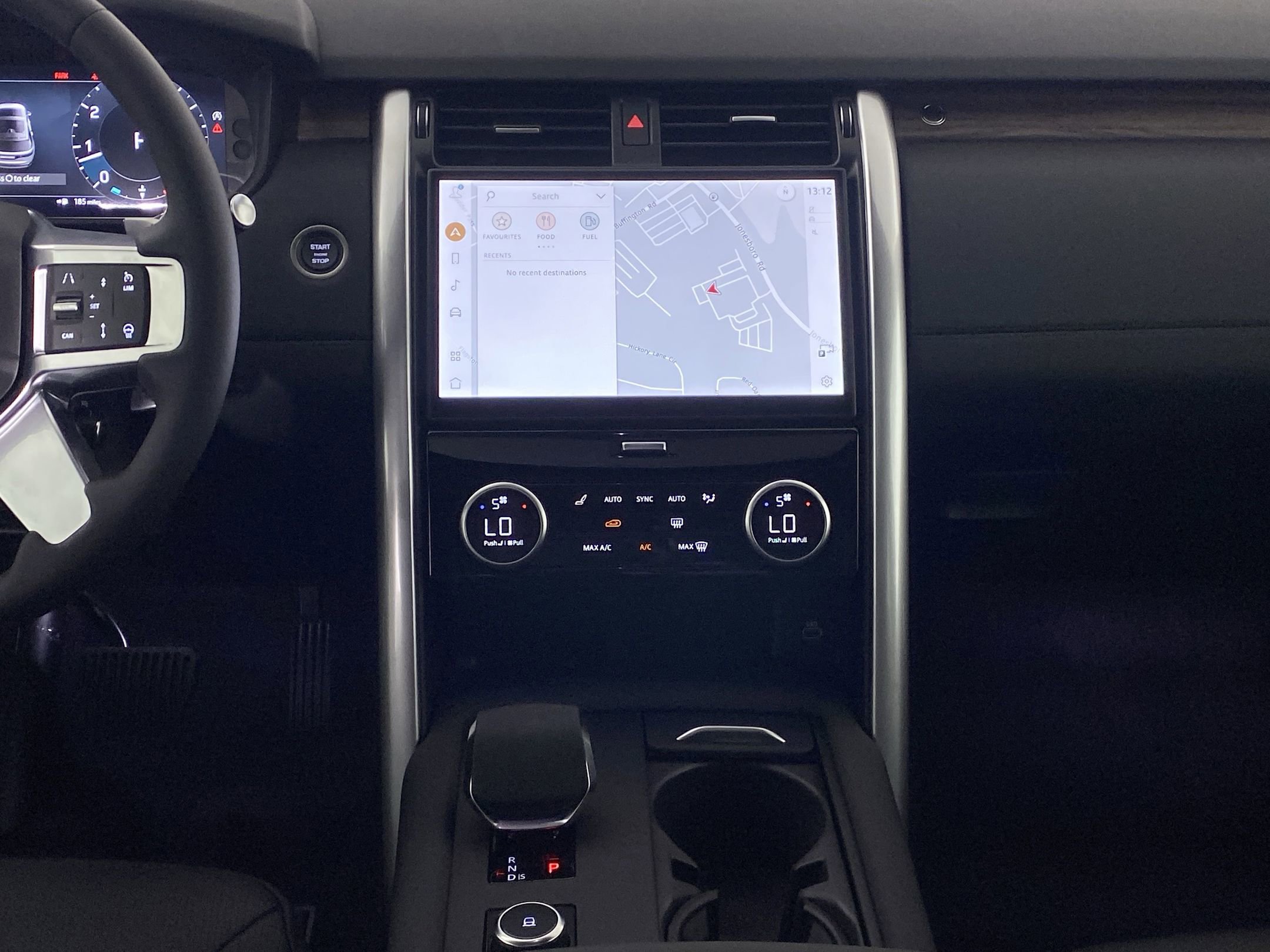 2025 Land Rover Discovery S photo 19