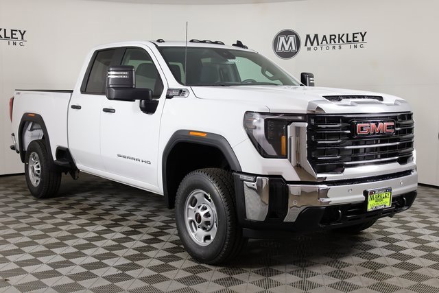 2025 GMC Sierra 2500HD Pro's photo