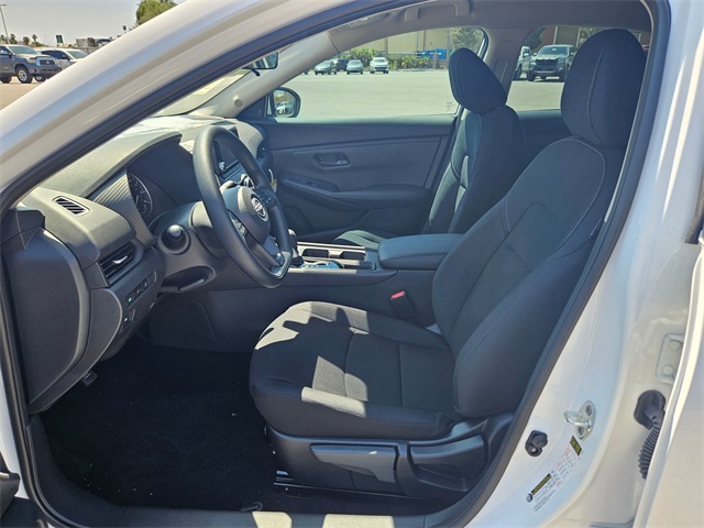 2025 Nissan Sentra S photo 6