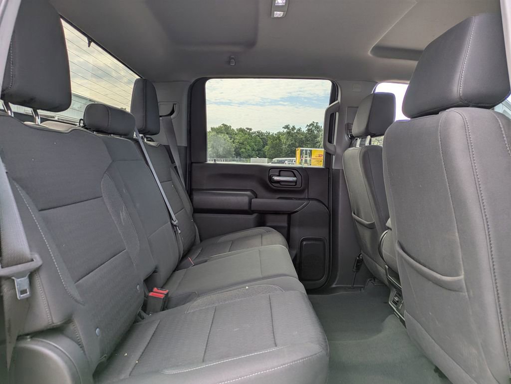 2024 Chevrolet Silverado 2500HD Custom photo 24
