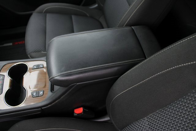 2020 Gmc Acadia SLE photo 30