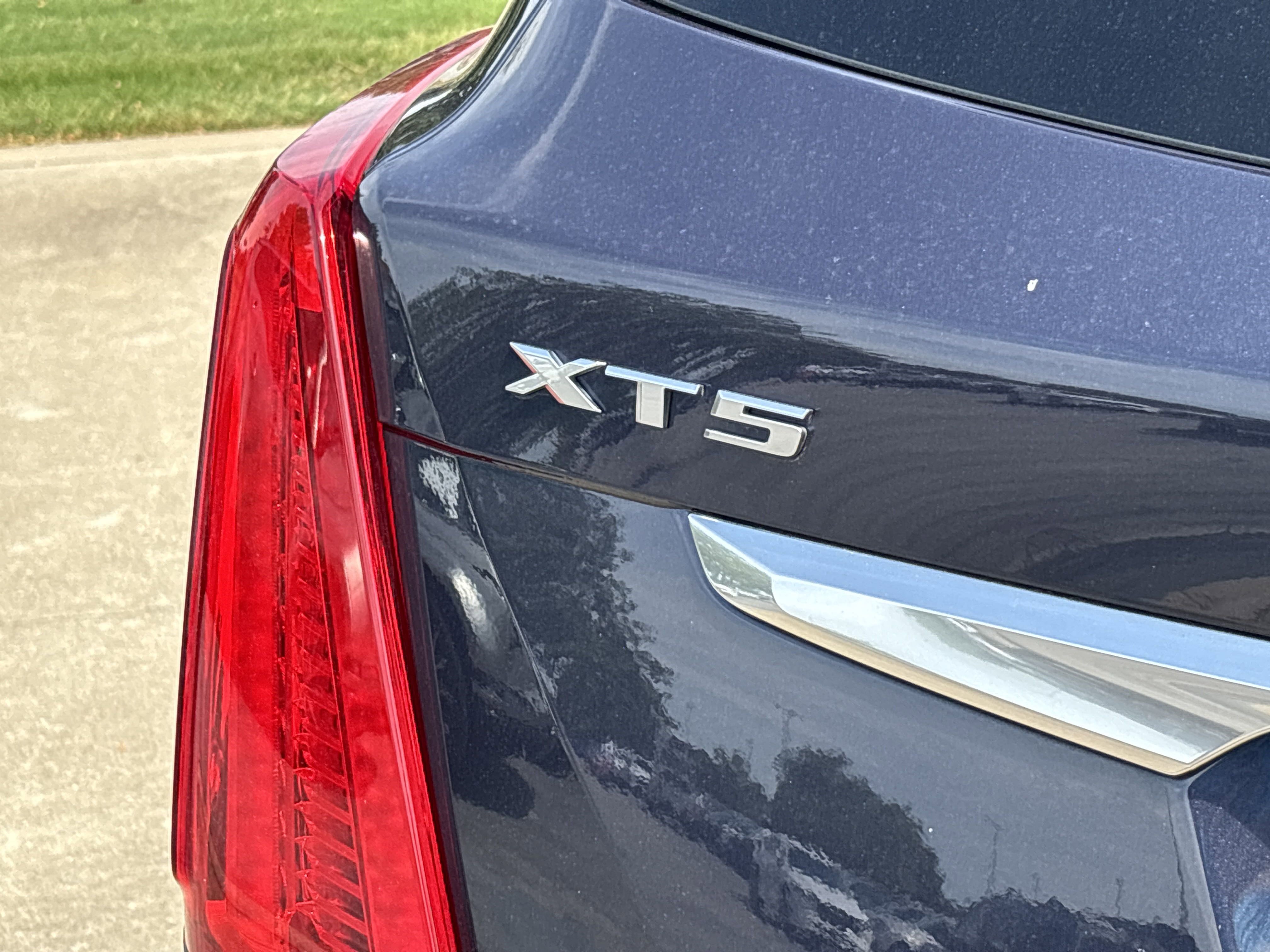 2018 Cadillac XT5 Premium Luxury photo 4