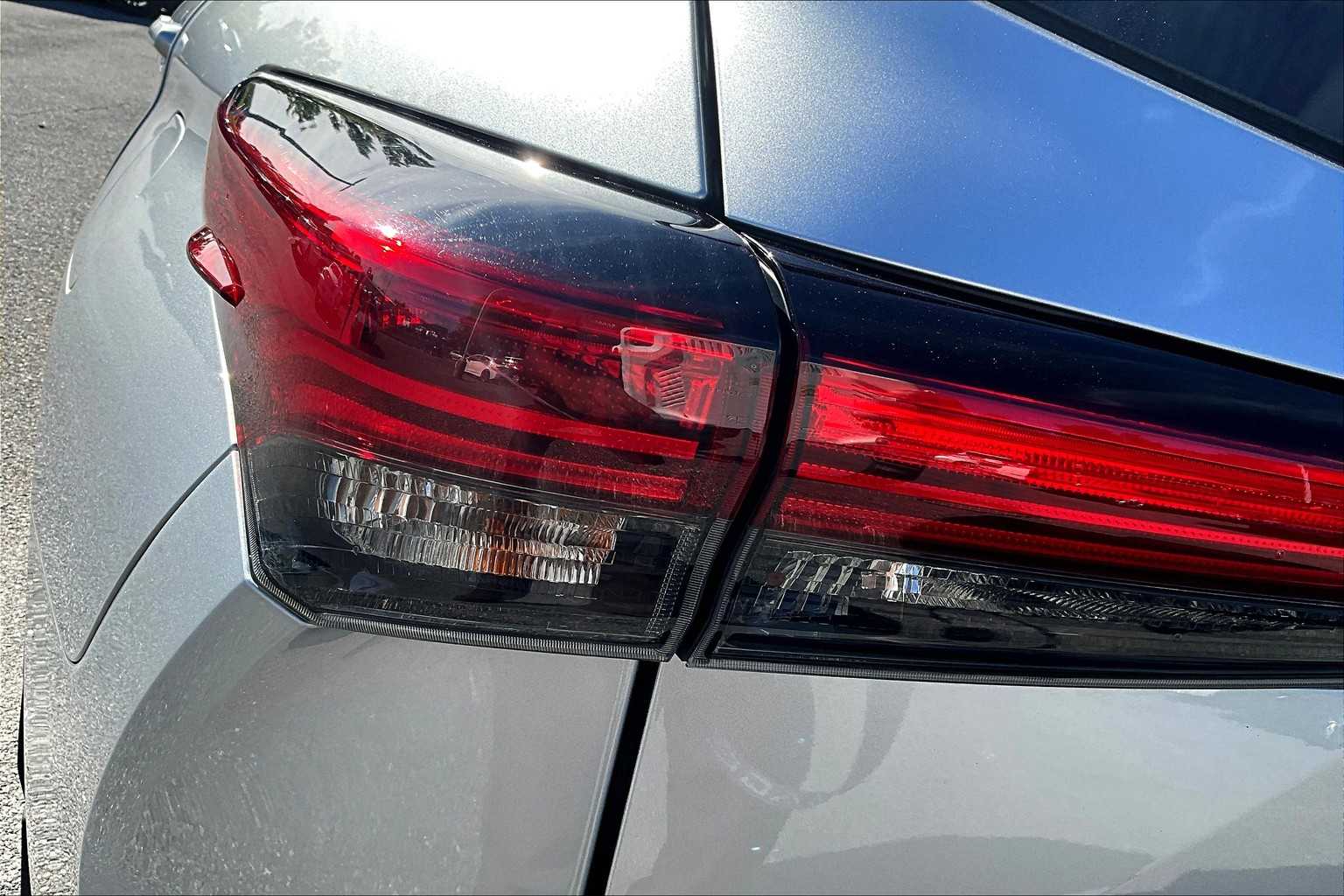 2020 Toyota Highlander XLE photo 19