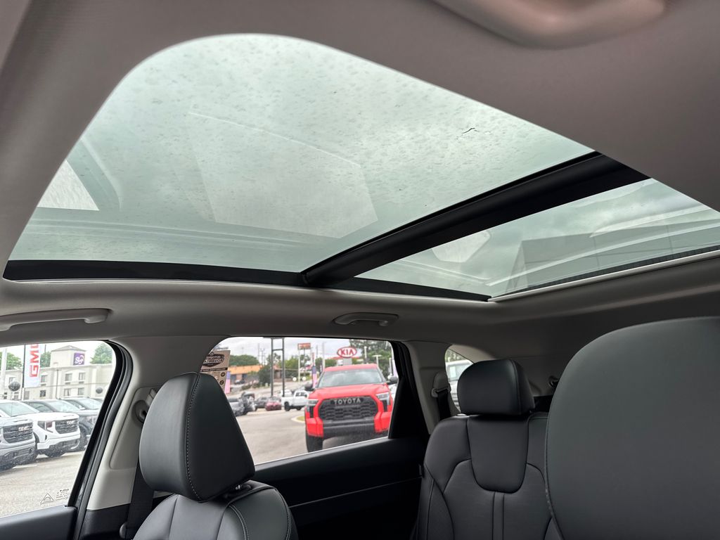 2025 Kia Sorento S photo 26