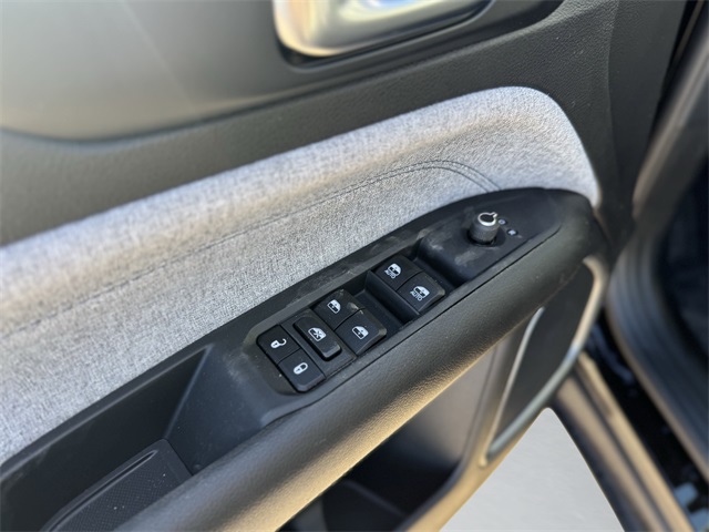 2025 Jeep Compass Latitude photo 12