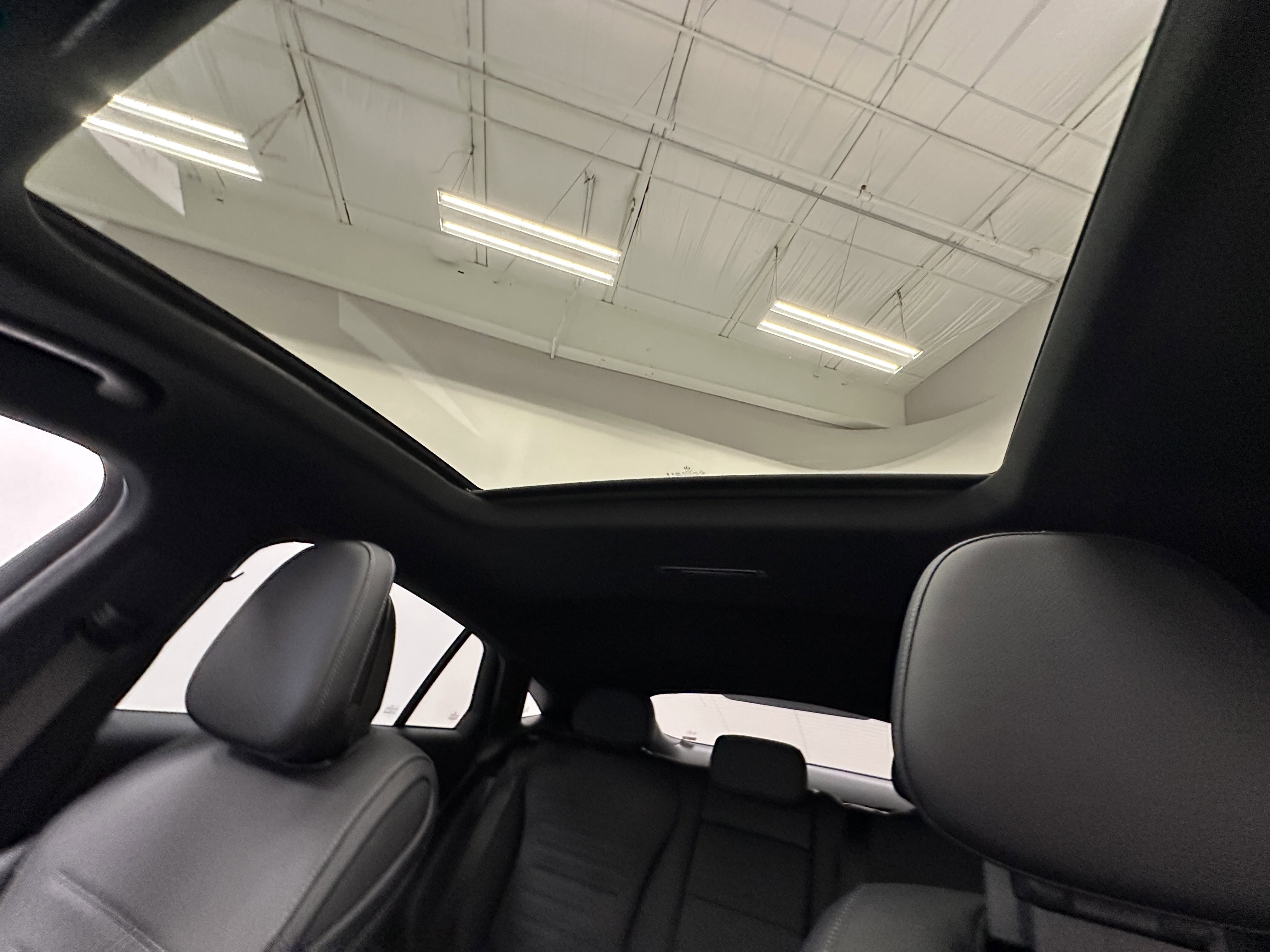 2024 Mercedes Benz GLC 300 4MATIC photo 17