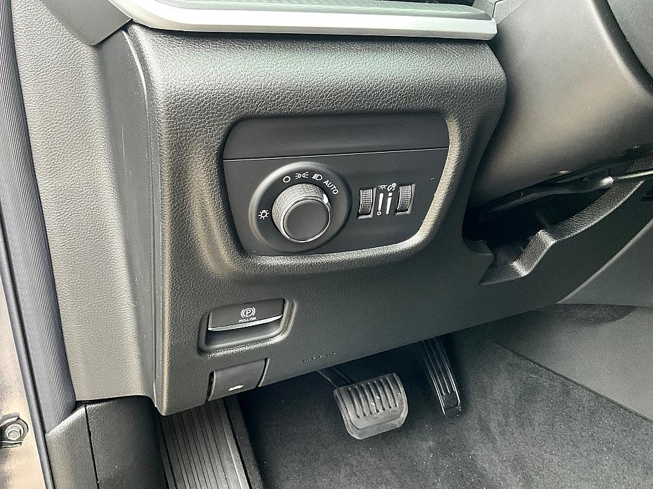 2025 Jeep Grand Cherokee Altitude X photo 16