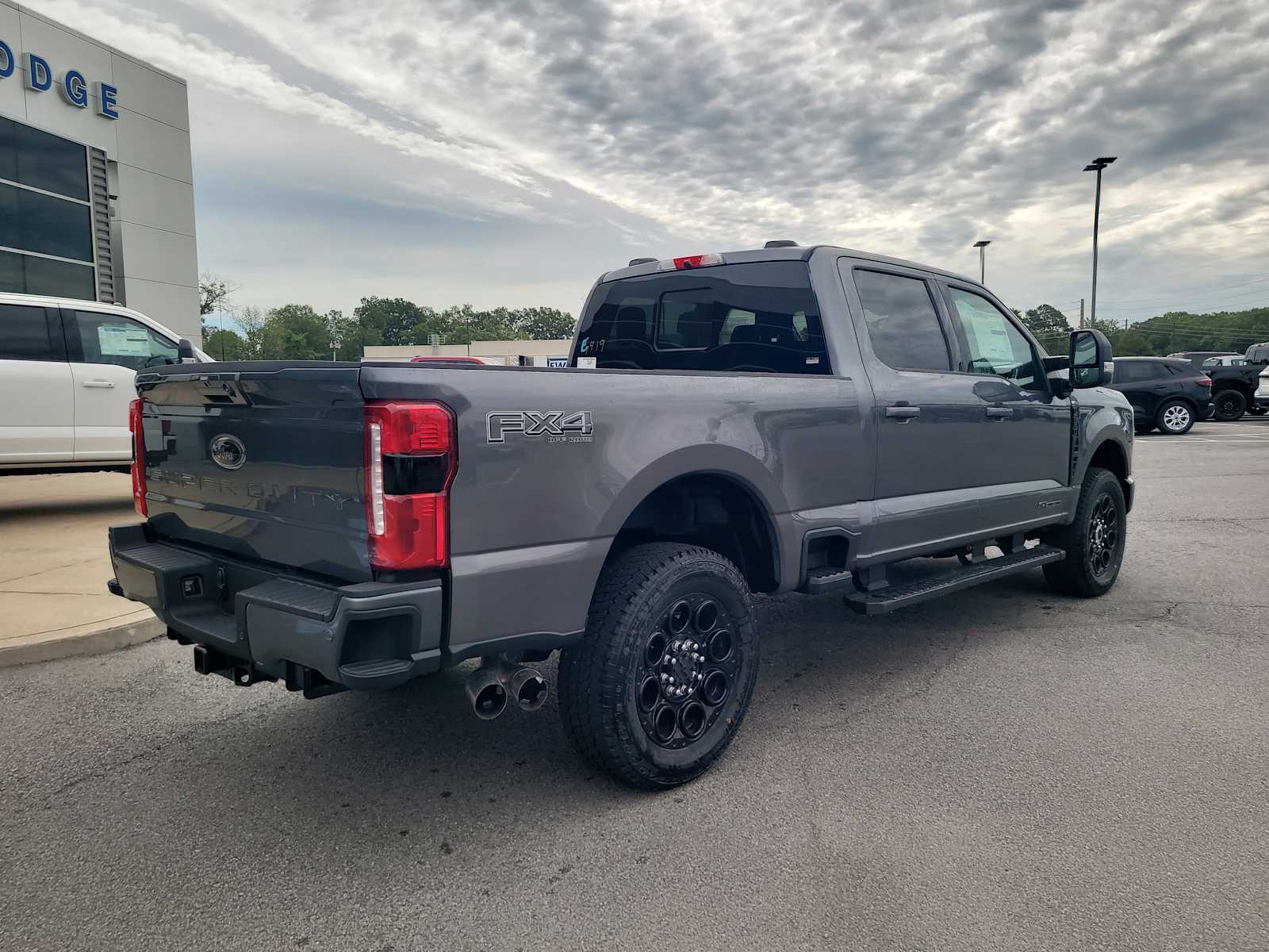 2025 Ford F-250 XLT photo 3