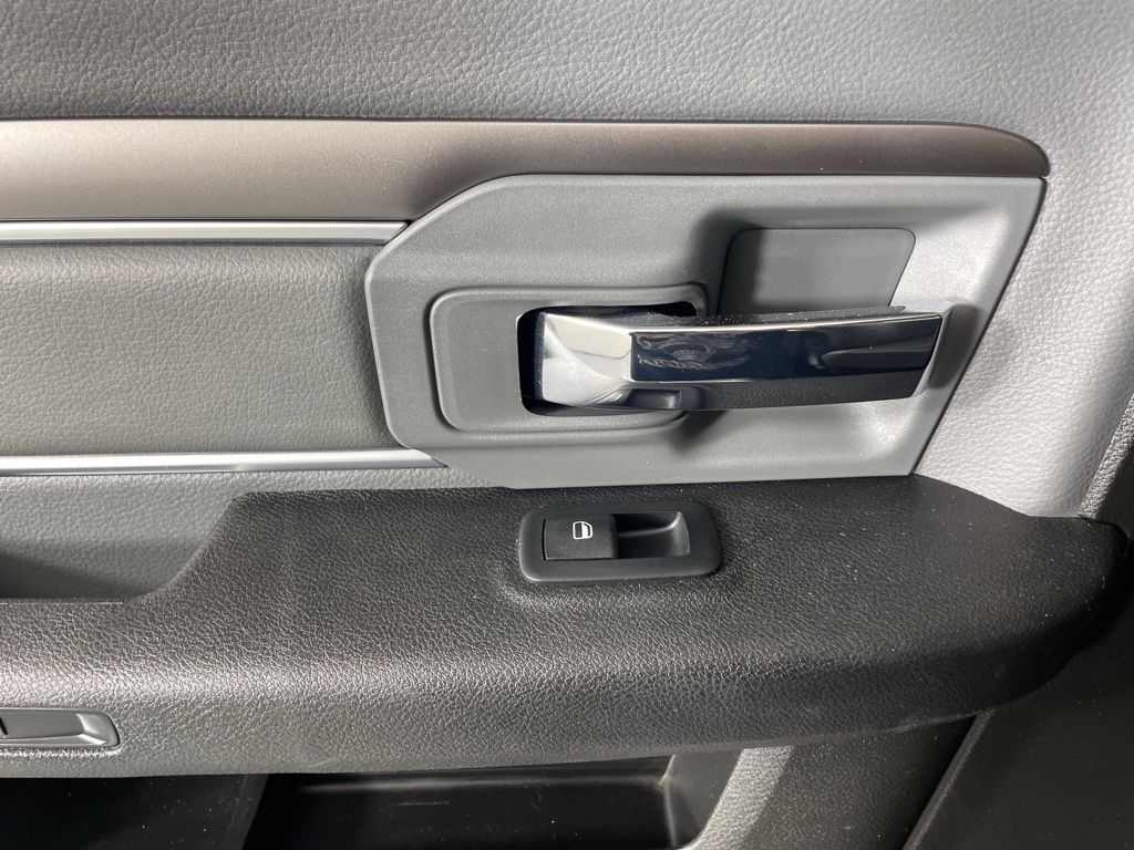 2023 Ram 1500 Classic SLT photo 33