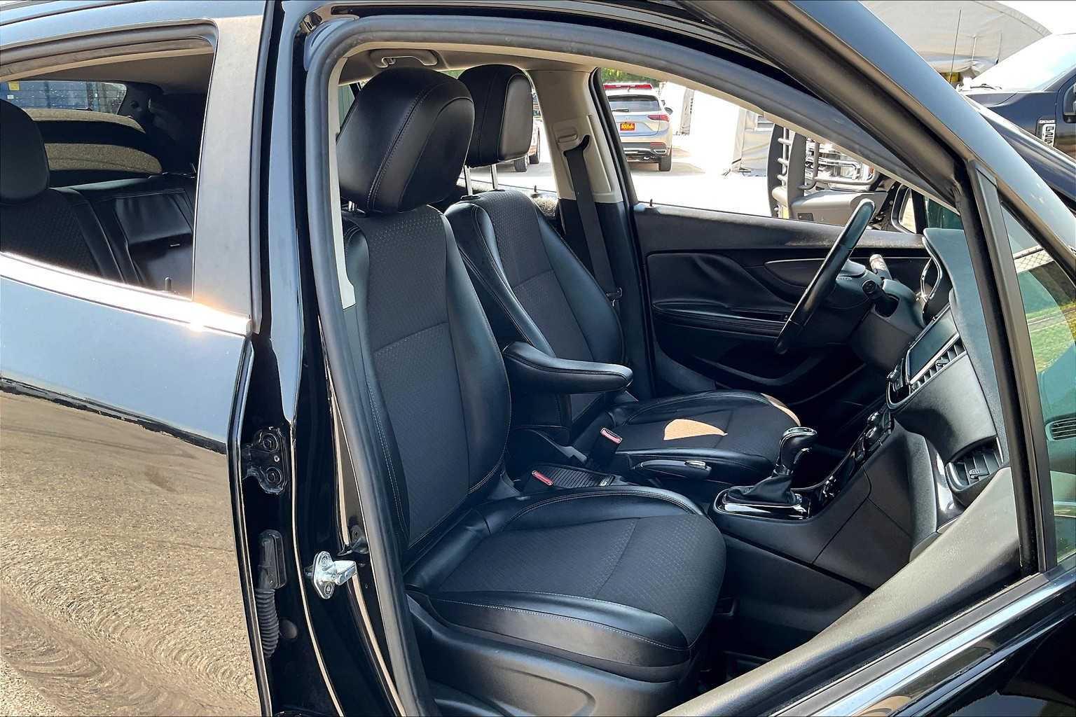 2020 Buick Encore Preferred photo 8