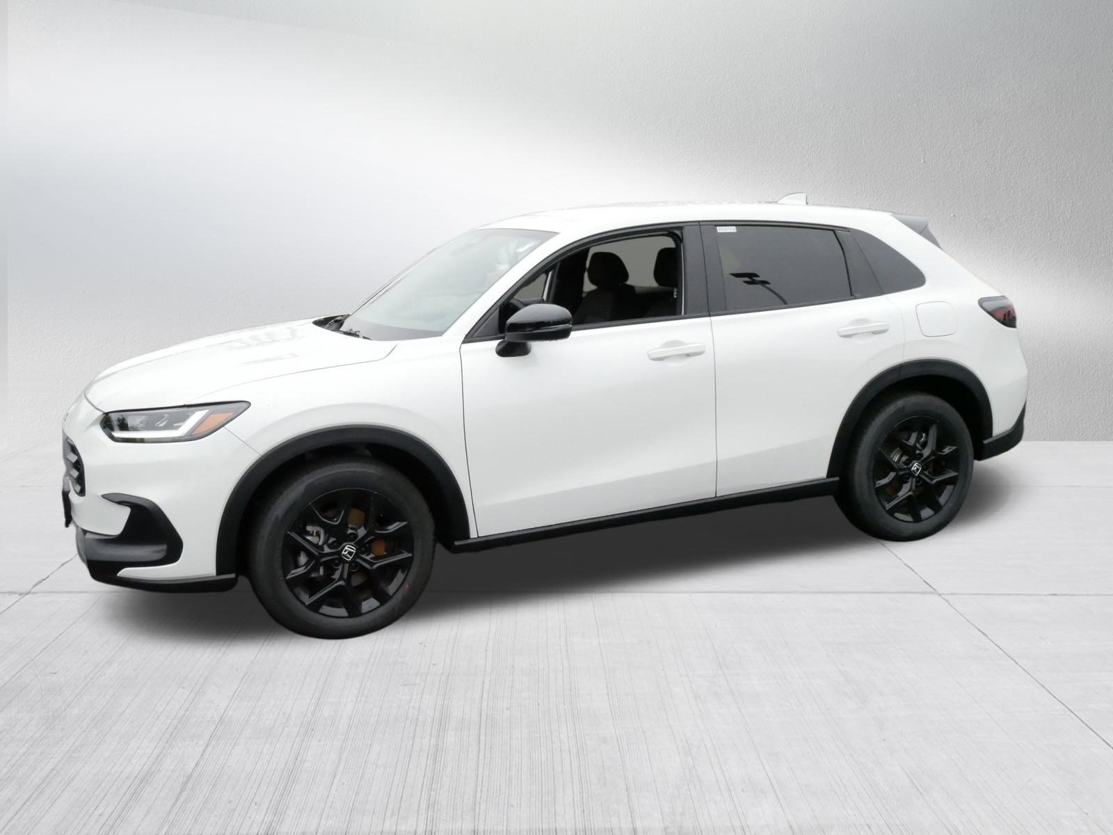 2025 Honda HR-V Sport photo 2