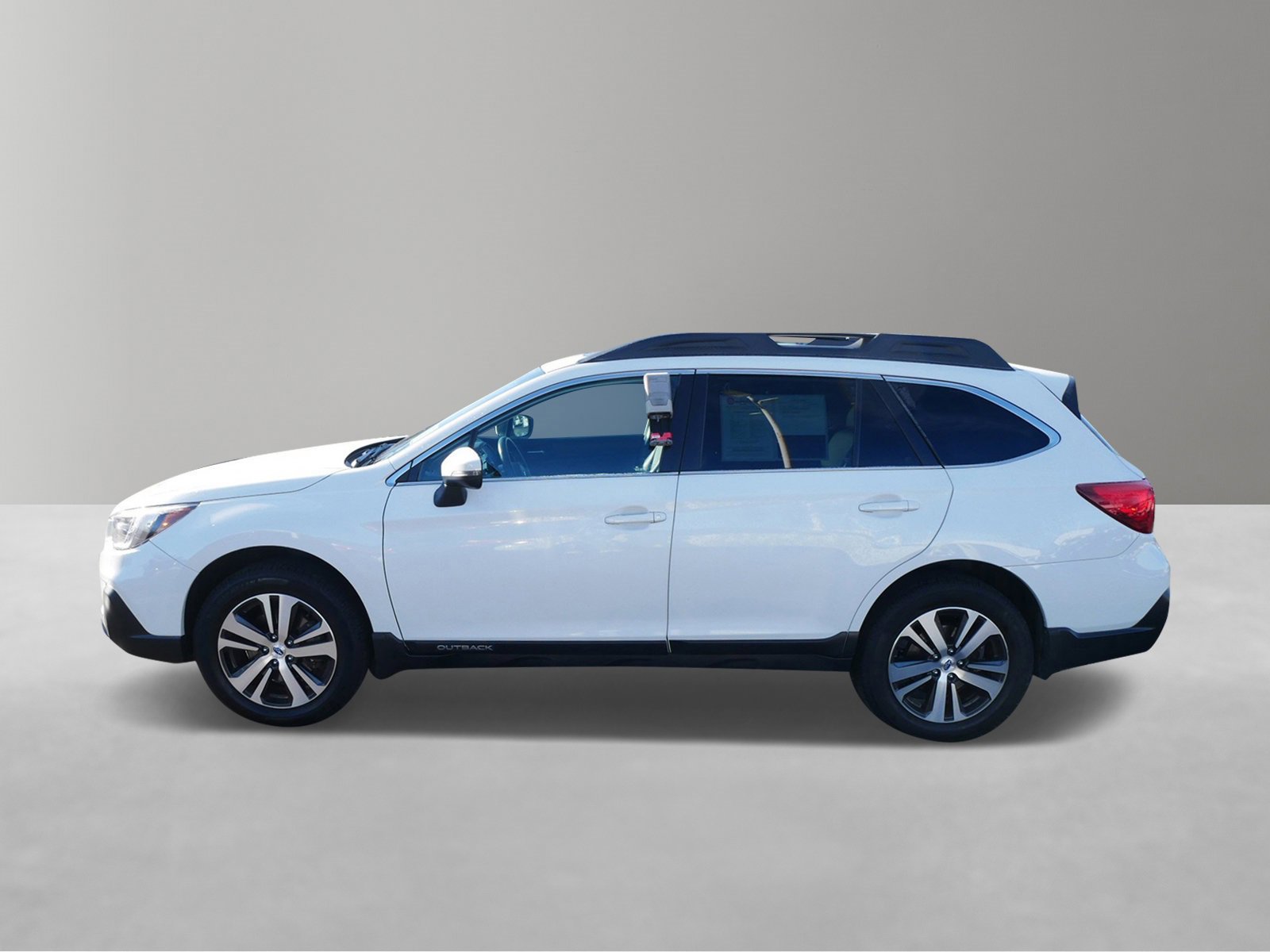 Used 2018 Subaru Outback Limited with VIN 4S4BSANC6J3225157 for sale in White Bear Lake, Minnesota