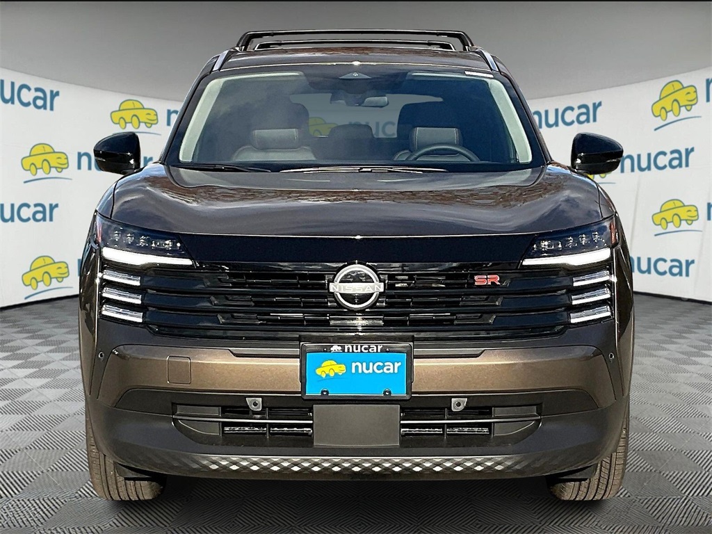 2026 Nissan Kicks SR photo 2