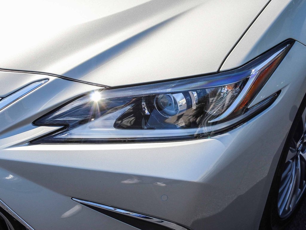 2020 Lexus ES 350 Premium photo 4