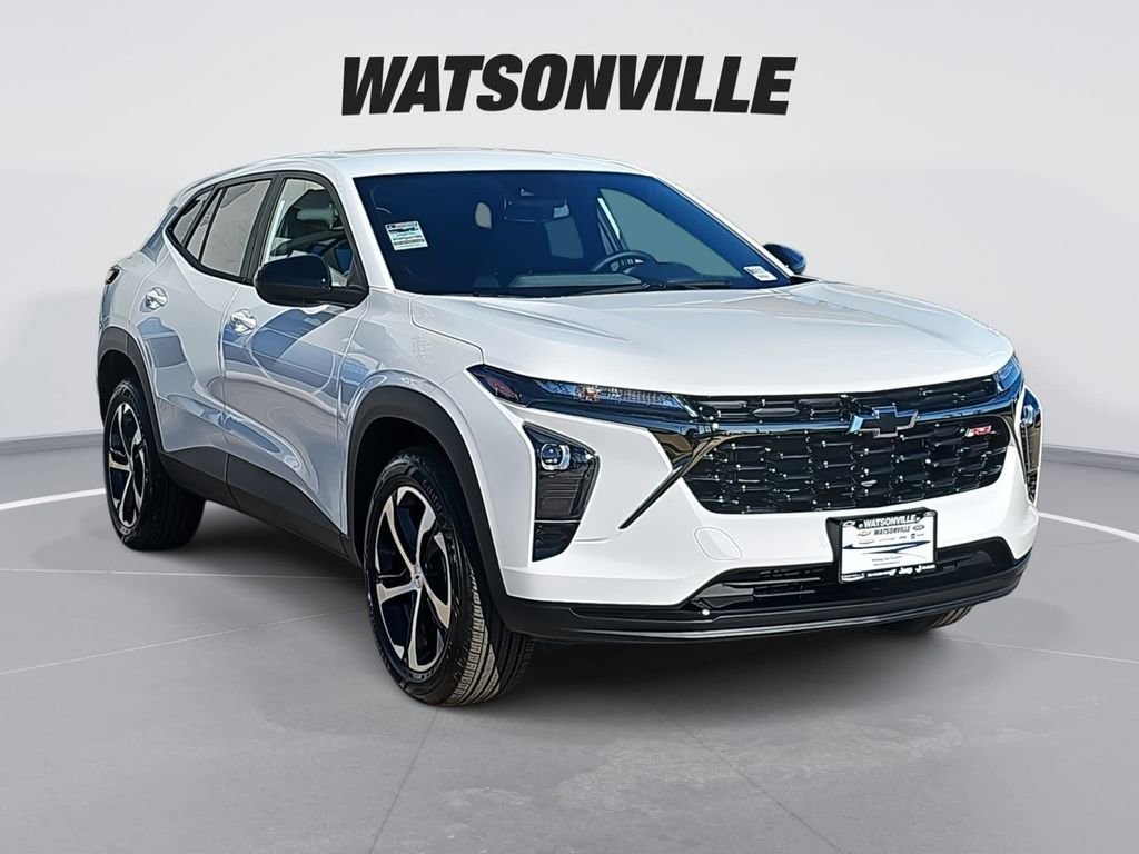 2026 Chevrolet Trax RS's photo