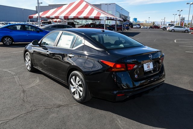 2025 Nissan Altima 2.5 S photo 3