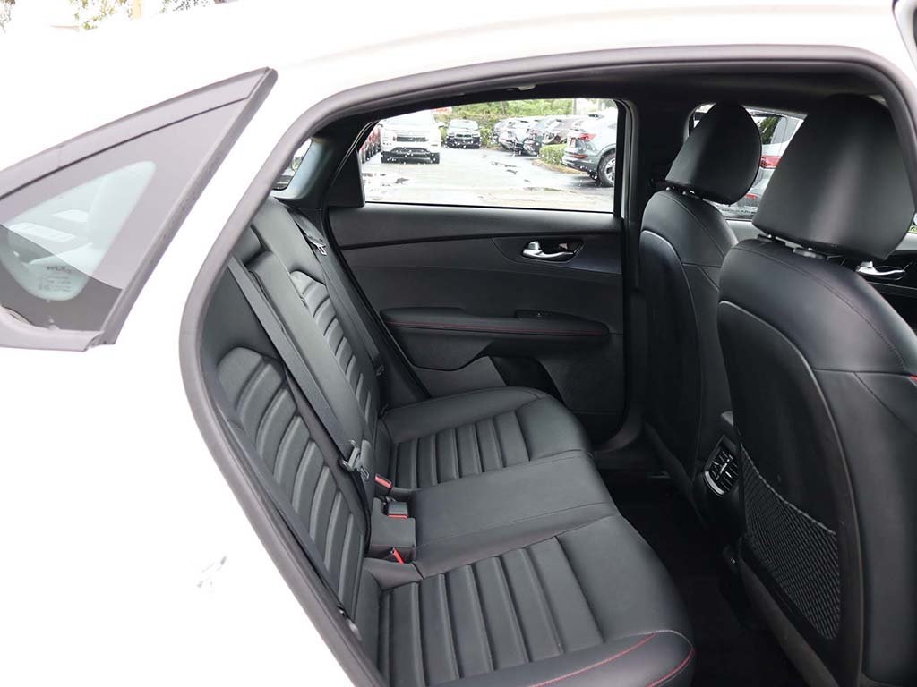 2023 Kia Forte GT photo 37