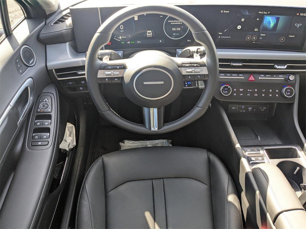 2025 Hyundai Sonata Hybrid Limited photo 16