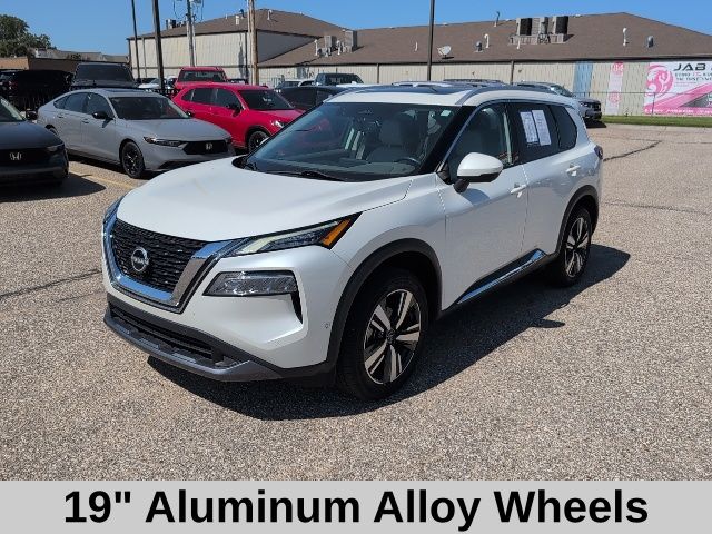 2023 Nissan Rogue SL photo 4