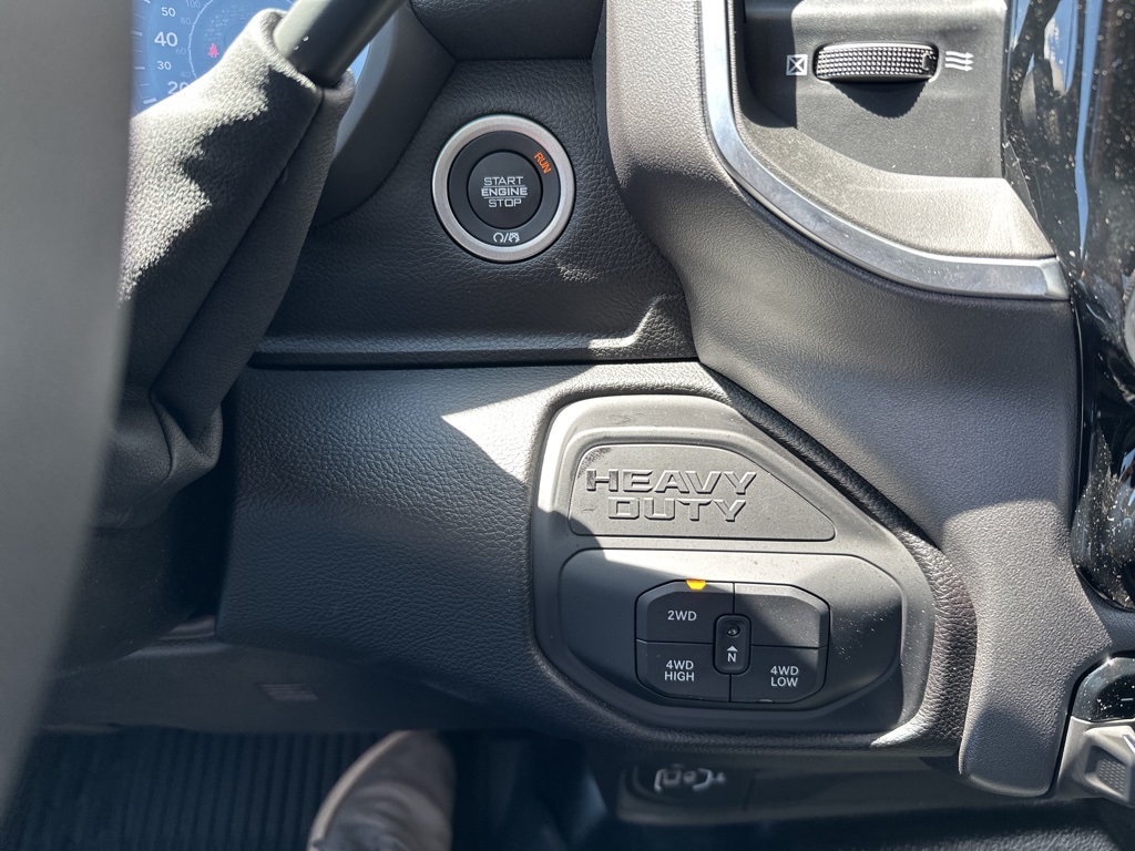 2025 Ram 2500 Big Horn photo 19