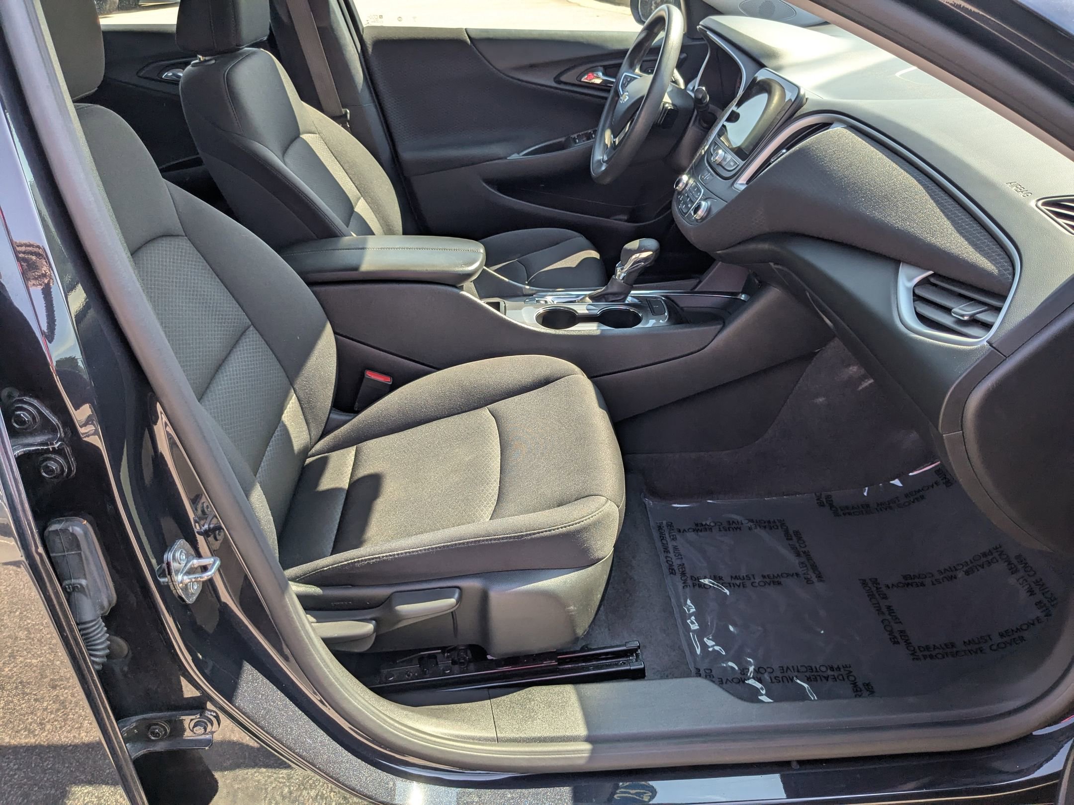2023 Chevrolet Malibu 1LT photo 32