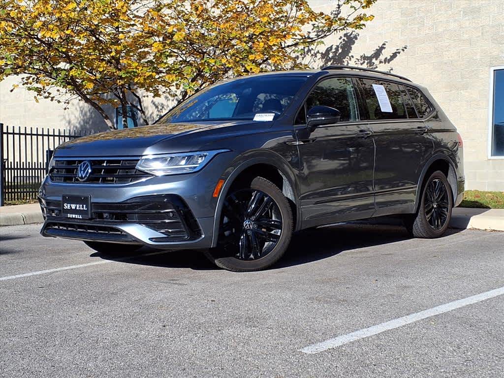 2022 Volkswagen Tiguan SE R-LINE BLACK