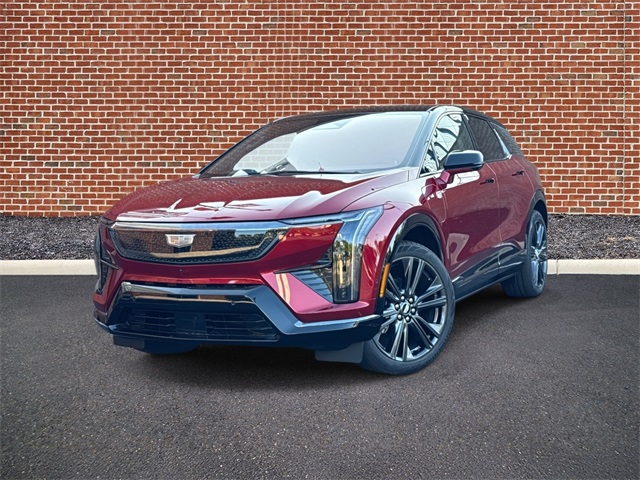 2025 Cadillac OPTIQ Sport 2's photo
