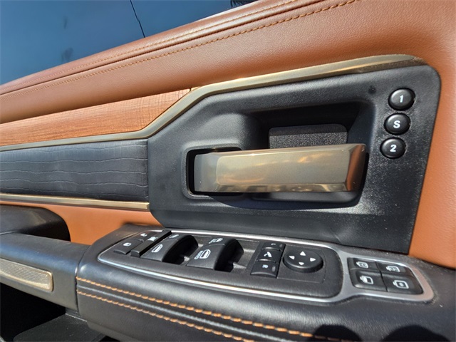 2024 Ram 3500 Laramie Longhorn photo 7