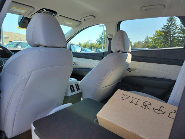 2026 Hyundai Tucson SEL photo 11