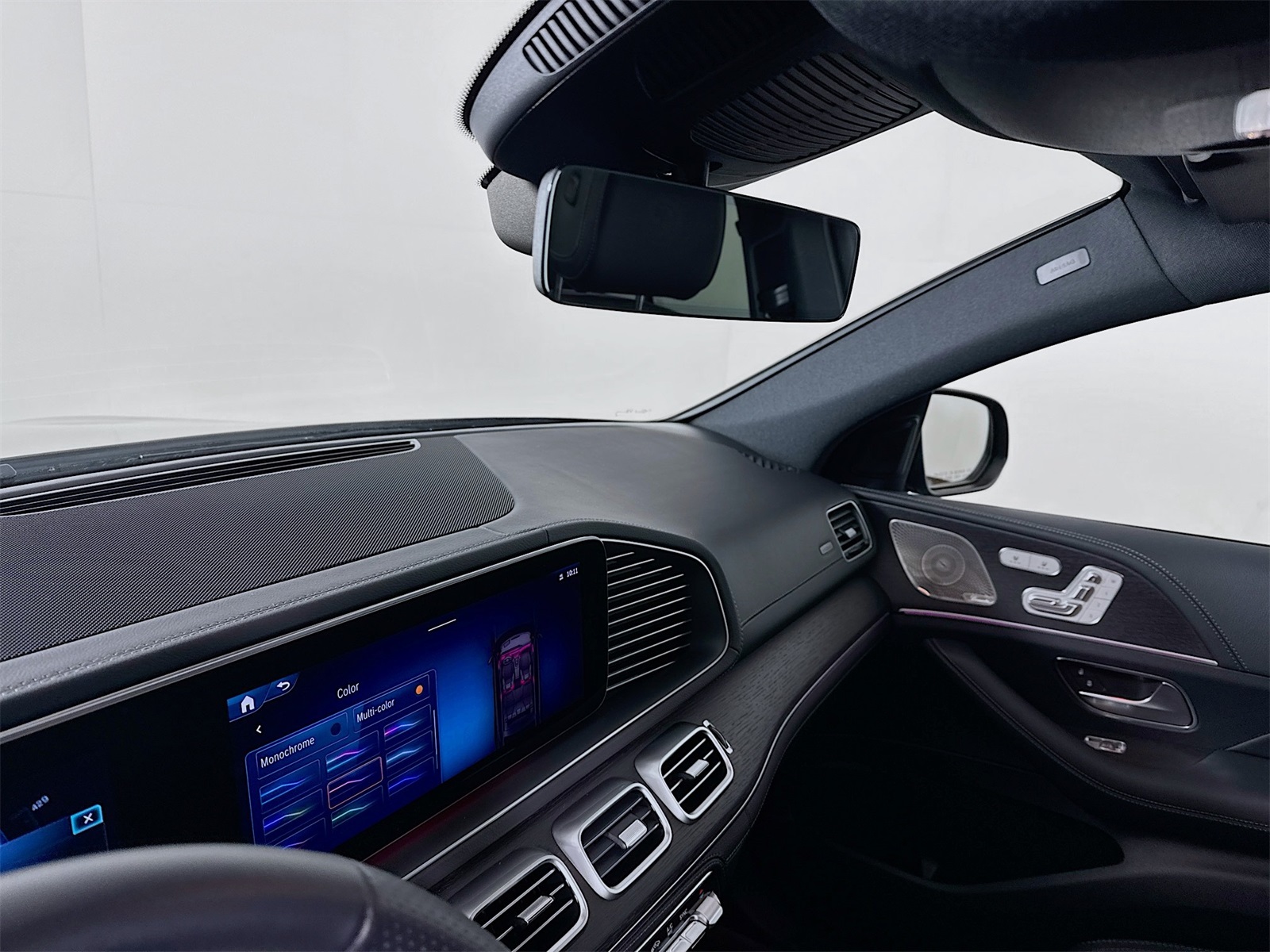 2025 Mercedes Benz GLE 53 AMG 4MATIC photo 4